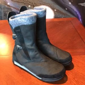 Teva | Shoes | Teva Waterproof Black 
